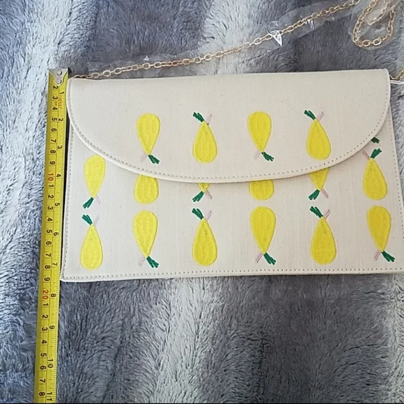 Urban Expressions Lemon Clutch NWT - Picture 6 of 7